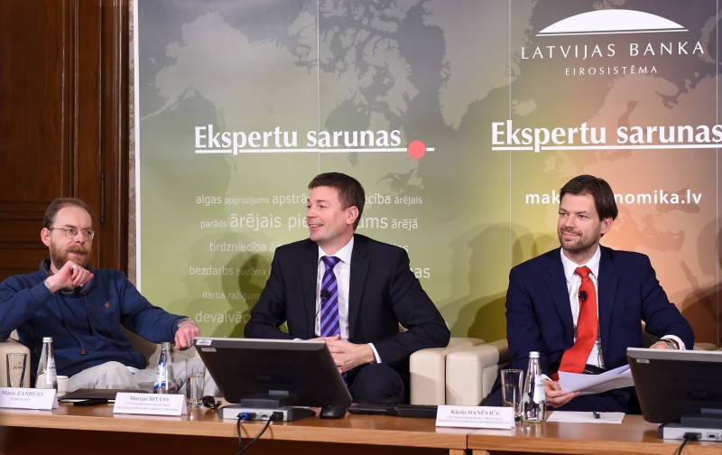2016. gada 12. decembrī Latvijas Banka rīkoja Ekspertu sarunu "Zemo procentu likmju laikmets – vai esam izmantojuši iespējas?"