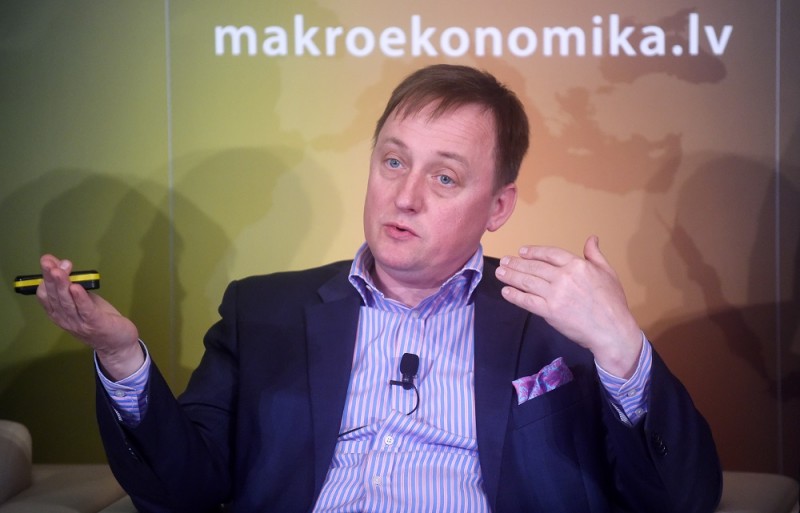 Ekspertu saruna "Vai Latvija beidzot ieviesīs stabilitāti nodokļu sistēmā?"