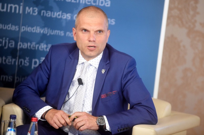 Ekspertu saruna "Vai Latvija beidzot ieviesīs stabilitāti nodokļu sistēmā?"