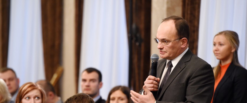 2016. gada 12. decembrī Latvijas Banka rīkoja Ekspertu sarunu "Zemo procentu likmju laikmets – vai esam izmantojuši iespējas?"