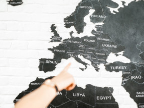 Eiro zona 2017. gadā, atkopšanos nomaina spēcīga izaugsme, pieaug spiediens cenu kāpumam