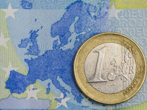 Eiro globālās konkurences griežos