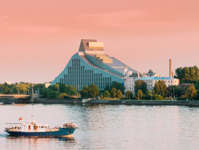 Latvijas Nacionālās bibliotēkas ēka