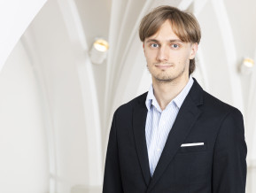 Kreditēšana aug samērā strauji gan mājsaimniecību, gan uzņēmumu segmentā