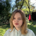 Elīna Raģe
